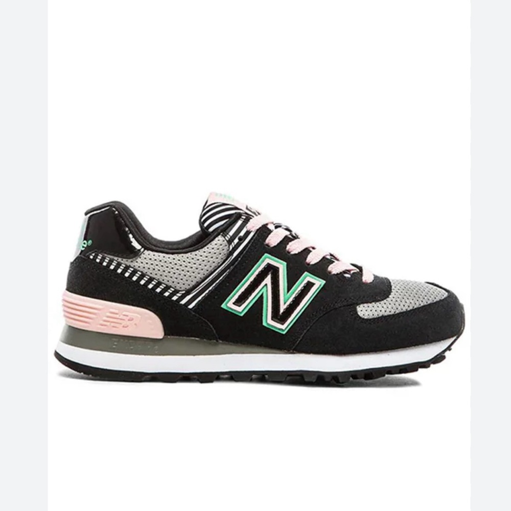 New in Box New Balance Women's Palm Beach Collection Black & Pink Retro Sneakers
